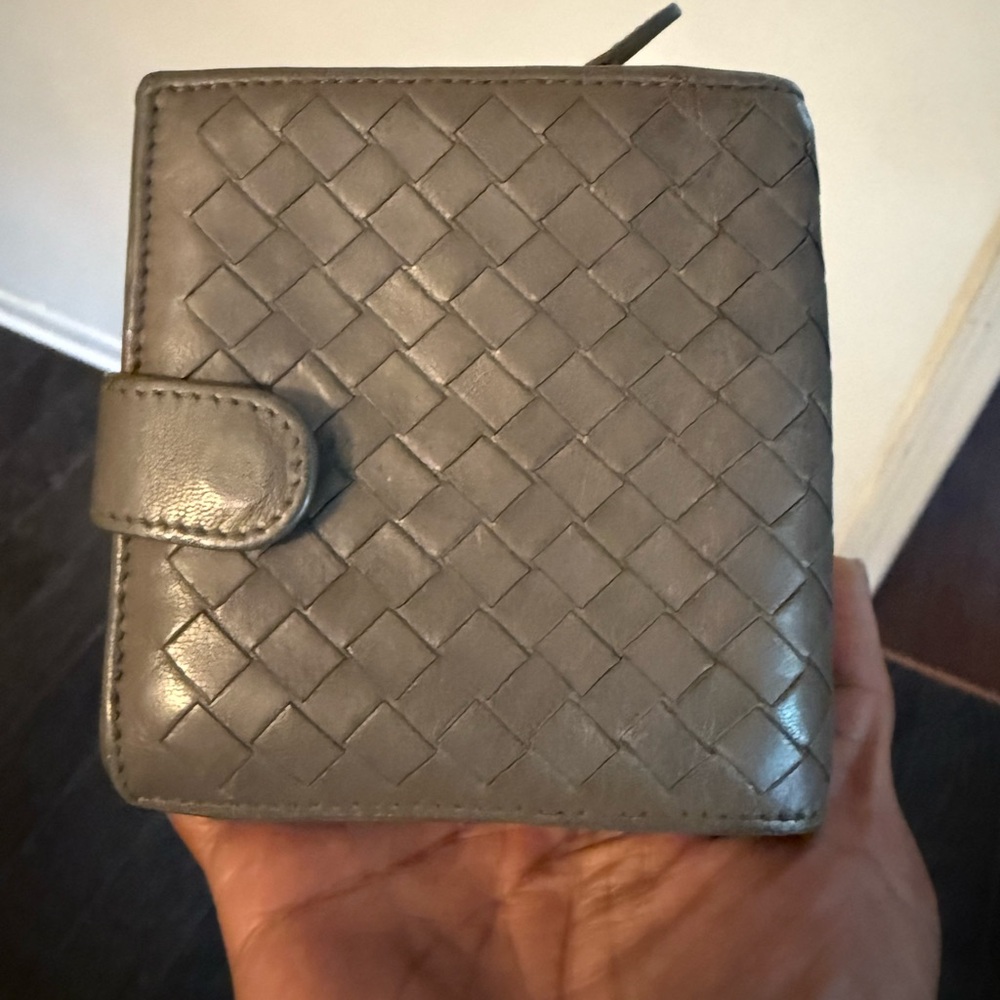 Bottega Veneta Gray Leather Wallet